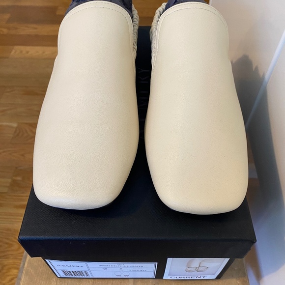 A. EMERY 'Delphine' Loafers - *Brand New* - Size 40 - Color: Eggshell - Picture 3 of 5
